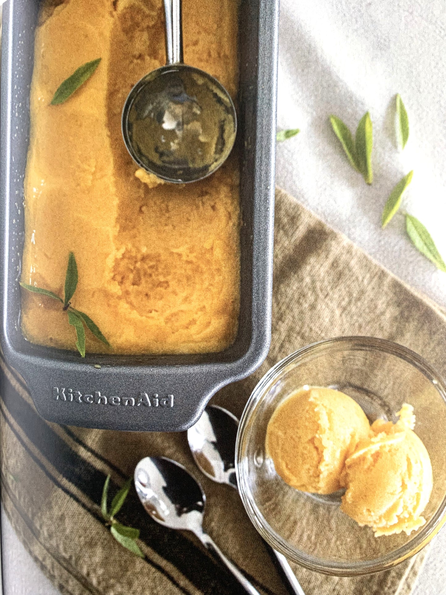 EIS & SORBET - Eine Küchenmaschine, 70 Rezepte von KitchenAid
