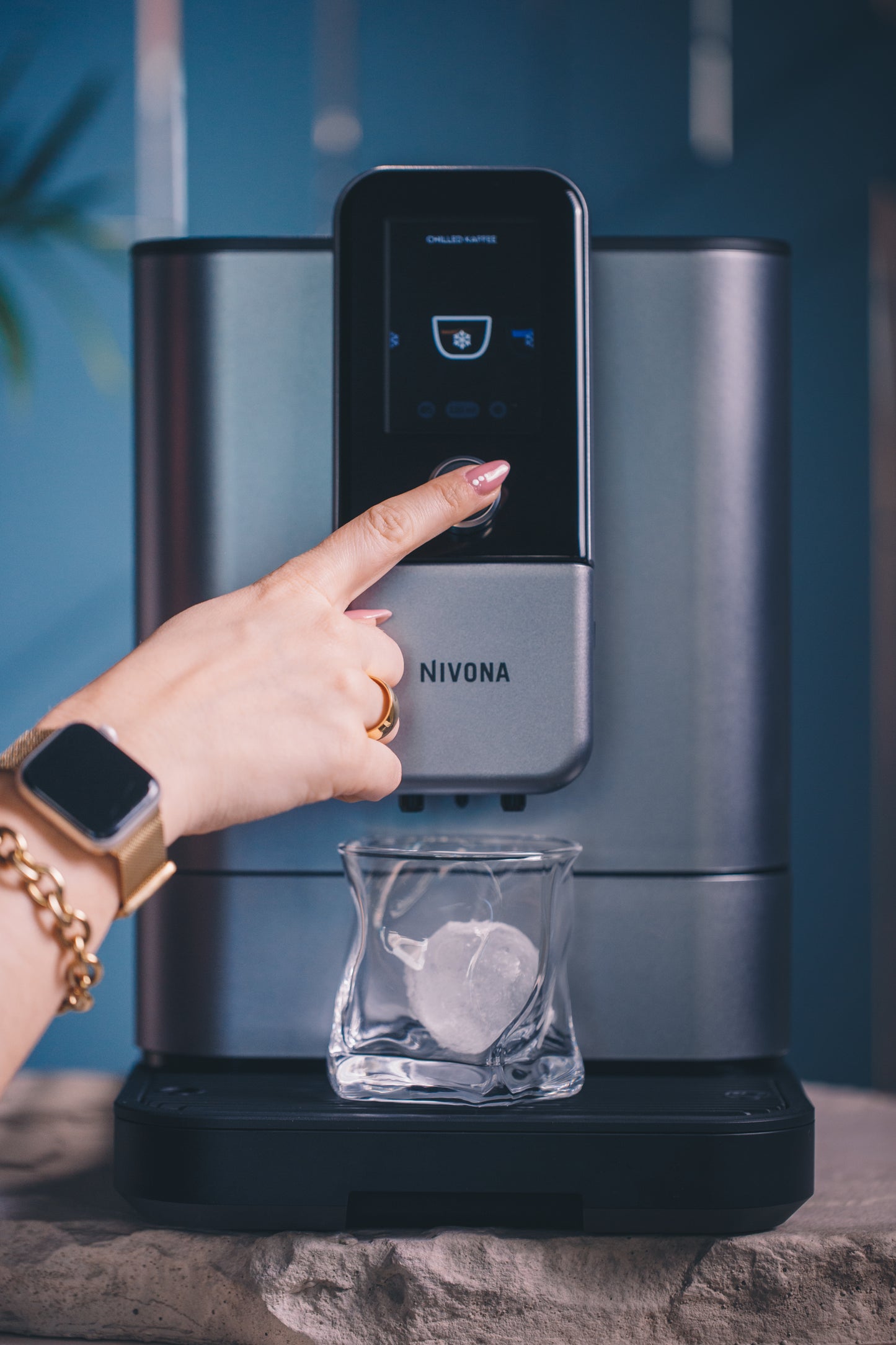 Nivona Kaffeevollautomat Nivo 8107 Perlenblau + 1kg Kaffee und Entkalker gratis