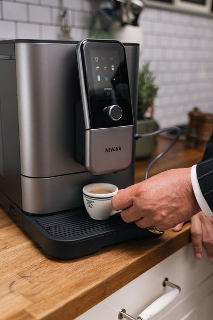 Nivona Kaffeevollautomat Nivo 8103 Titan  + 1kg Kaffee und Cleanbox gratis