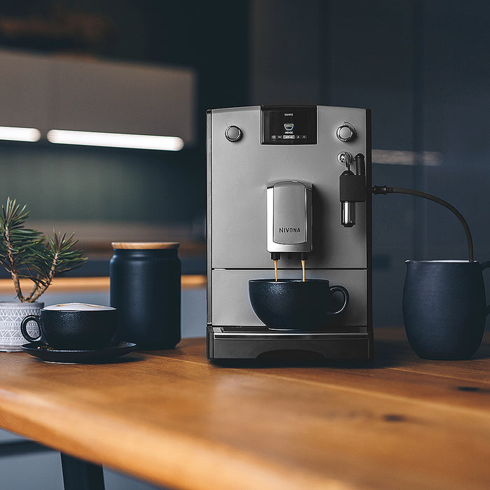 Nivona Kaffeevollautomat CafeRomatica NICR 555 DesignGrau mit Milchaufschäumer - Ansicht 2