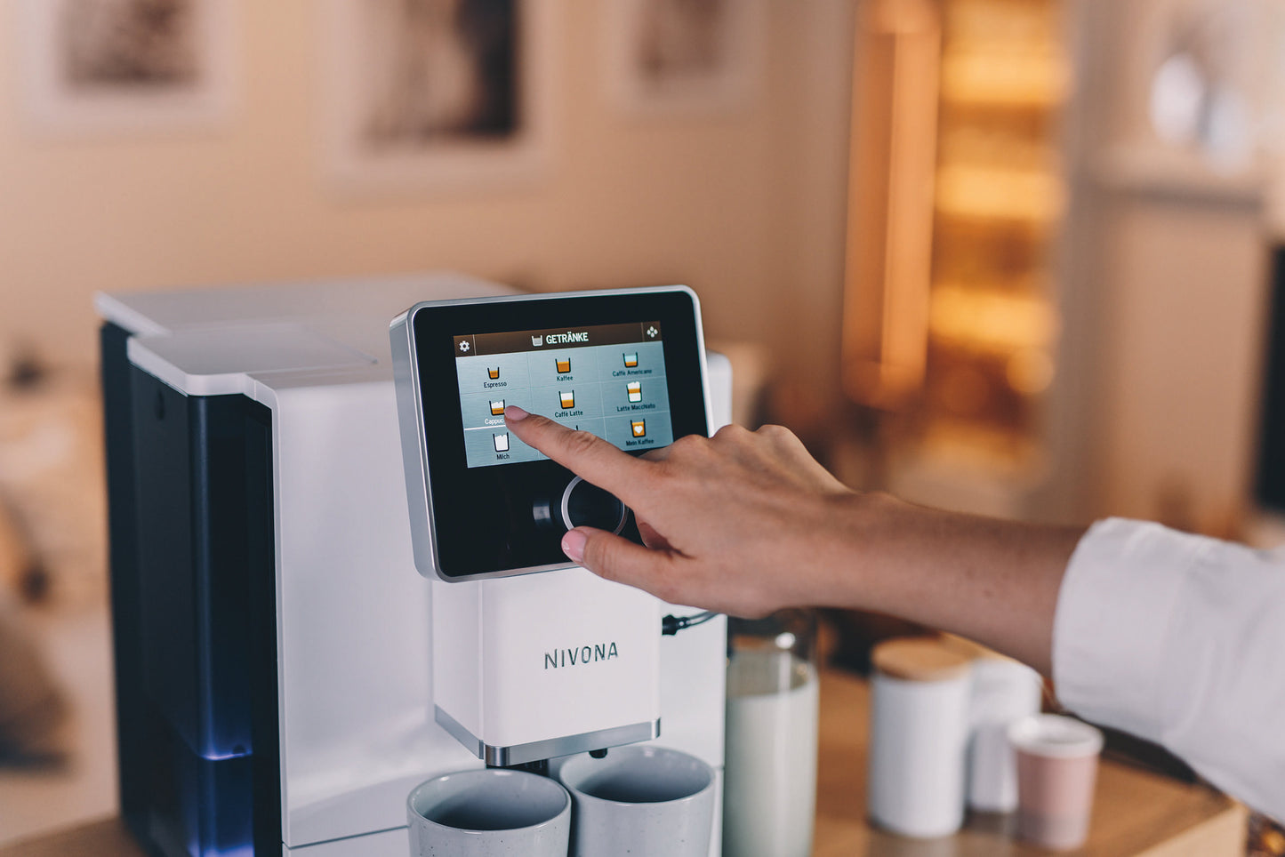 Nivona CafeRomatica Kaffeevollautomat NICR 965 Sondermodell Weiß/White